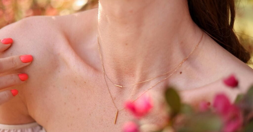 Collar Bone Exercises For a Sharp Look